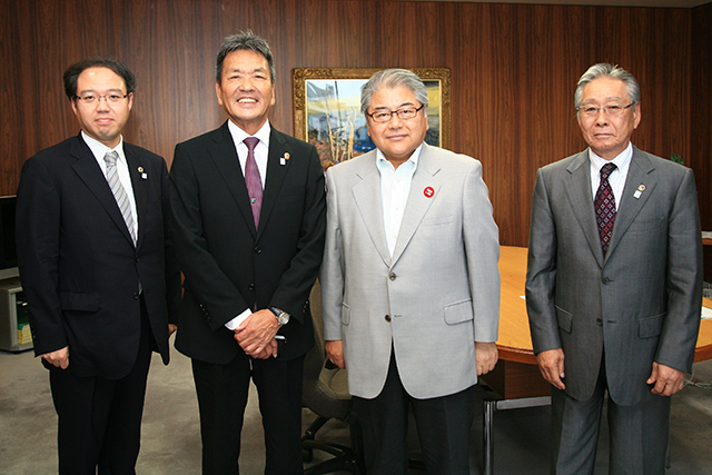 L小野寺ガバナー、札幌市へ表敬訪問!01